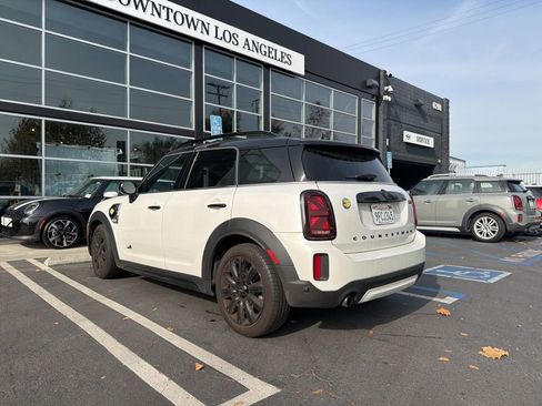 Used 2023 MINI Cooper Countryman SE w/ Storage Package image 3