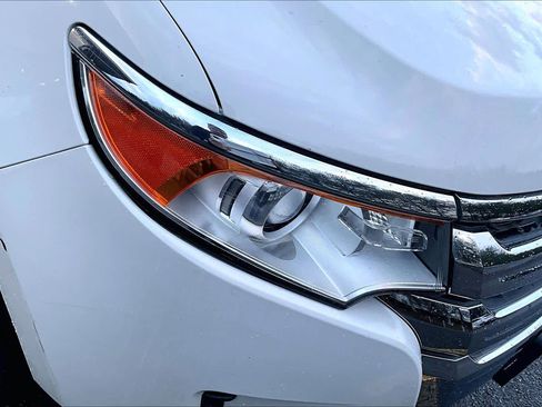 Used 2012 Ford Edge SE w/ Cargo Accessory Pkg image 25