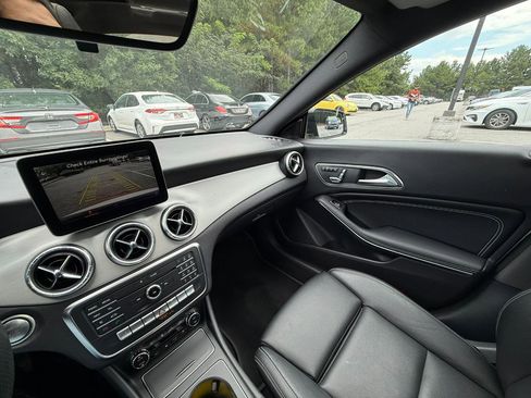 Used 2018 Mercedes-Benz CLA 250 image 25