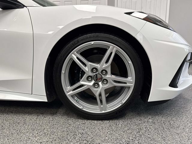 Used 2020 Chevrolet Corvette Stingray Preferred Cpe w/ 2LT Preferred Equipment Group RWD image 10