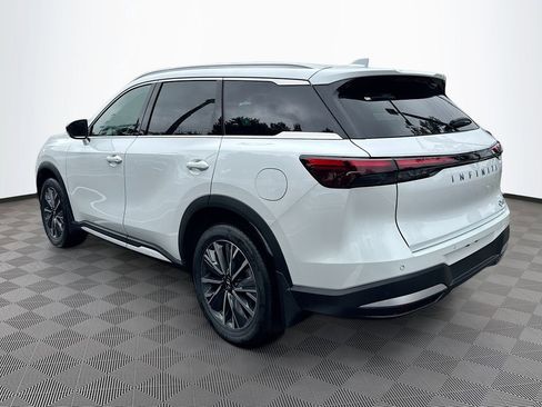 Certified 2026 INFINITI QX60 Luxe w/ Cargo Package FWD image 8