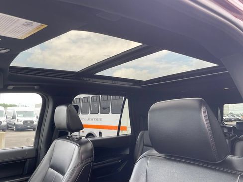Used 2021 Ford Expedition Max XLT AWD/4WD image 28