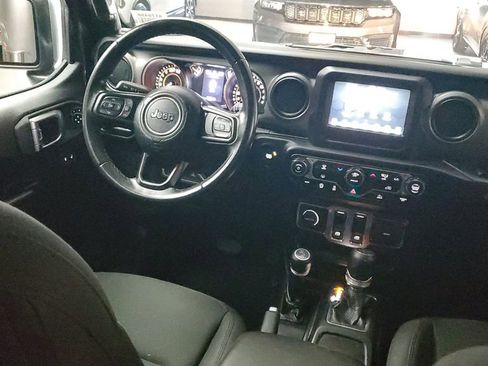 Used 2022 Jeep Wrangler Sport S image 11