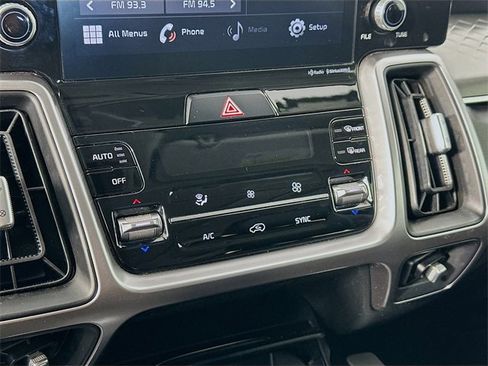 Used 2021 Kia Sorento S w/ Panoramic Sunroof Package image 15