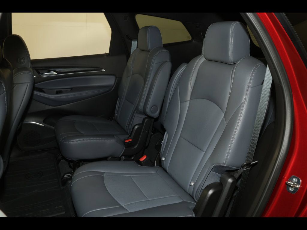 Used 2023 Buick Enclave Essence w/ Experience Buick Package AWD/4WD image 30