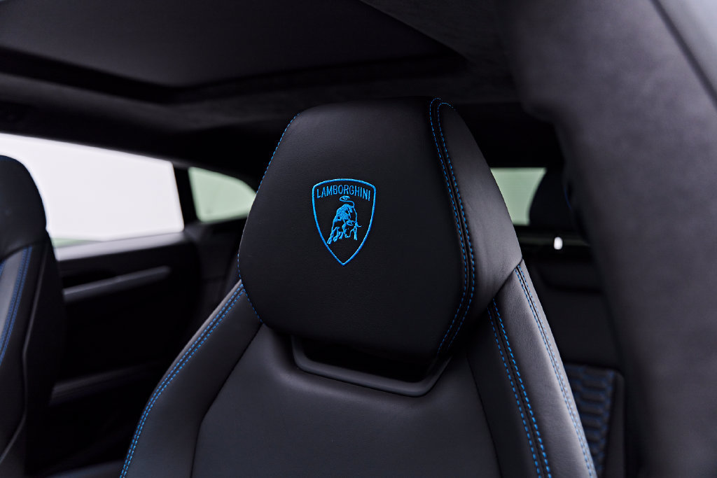 Used 2020 Lamborghini Urus AWD/4WD image 50