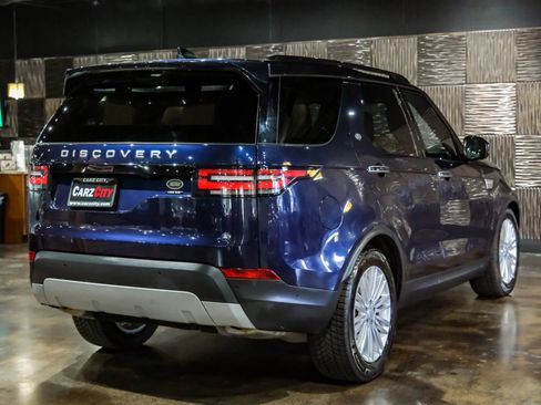 Used 2019 Land Rover Discovery HSE Luxury image 8