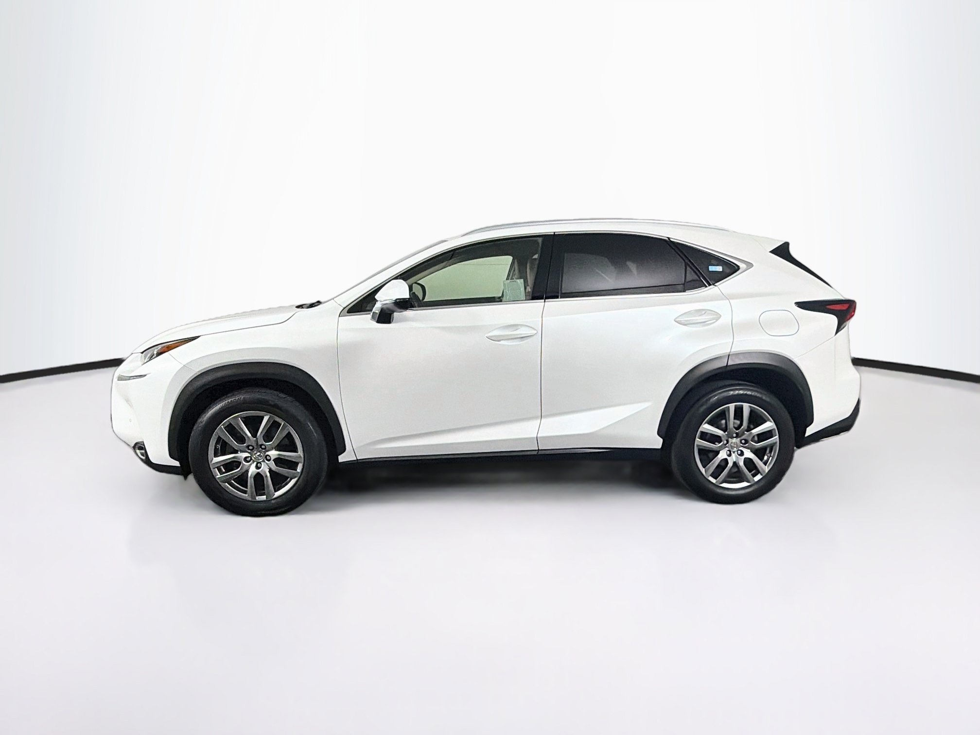 Used 2015 Lexus NX 200t FWD w/ Premium Package image 4