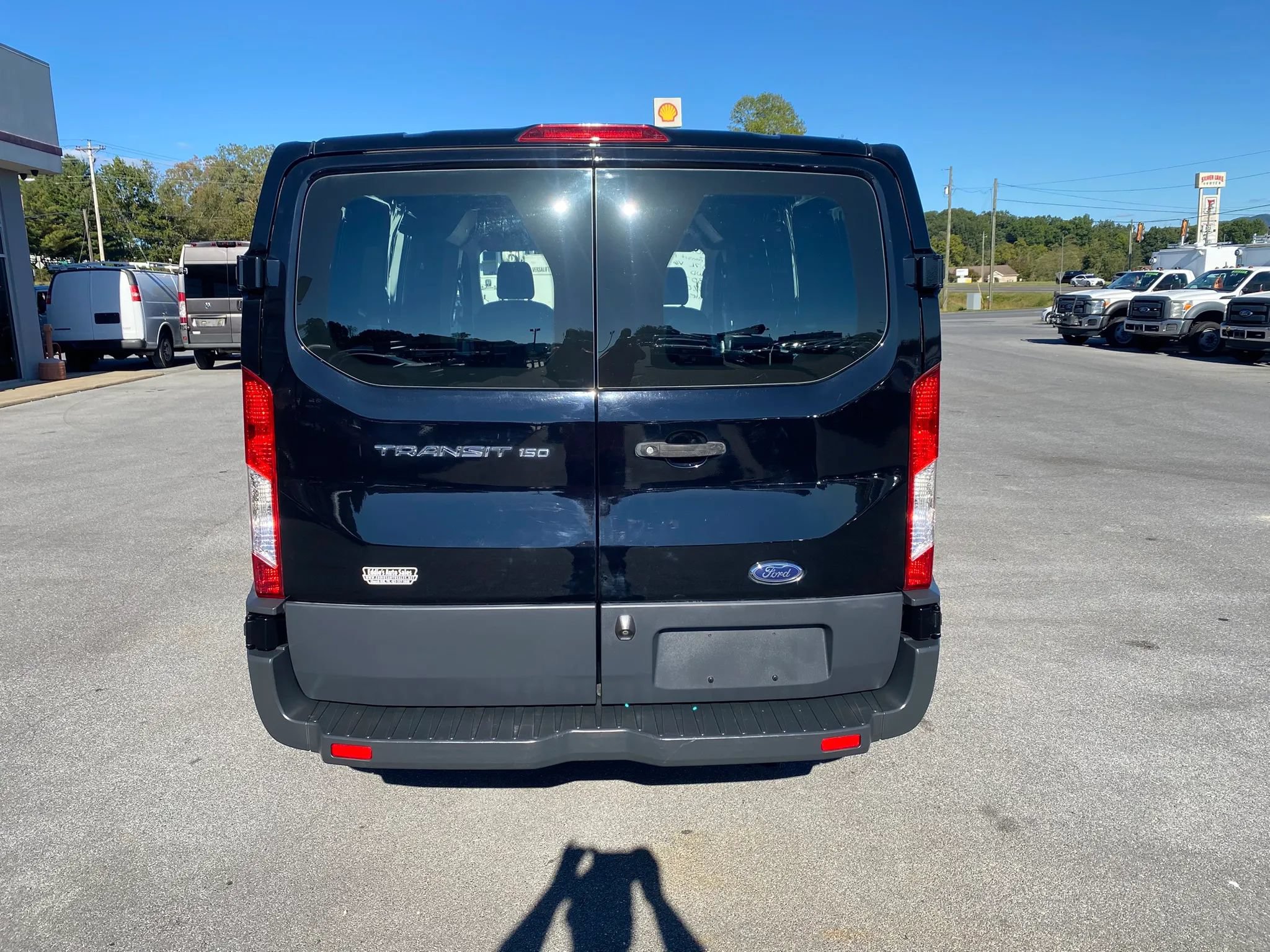 Used 2018 Ford Transit 150 130 Low Roof RWD image 6