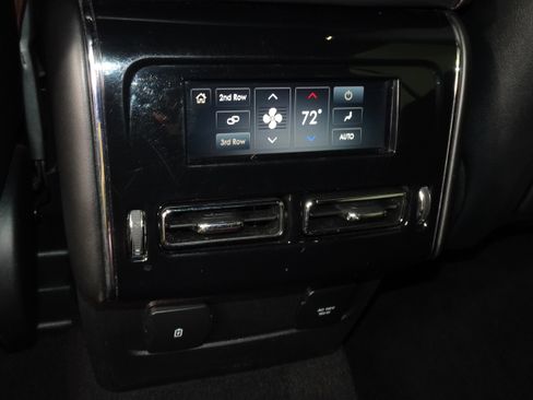 Used 2020 Lincoln Aviator Reserve w/ Class IV Trailer Tow Package image 51