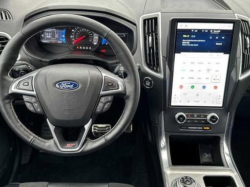 Used 2022 Ford Edge ST w/ Equipment Group 401A image 12