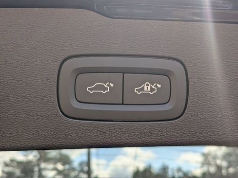 New 2026 Volvo V60 B5 Cross Country Plus w/ Protection Package Premier image 14