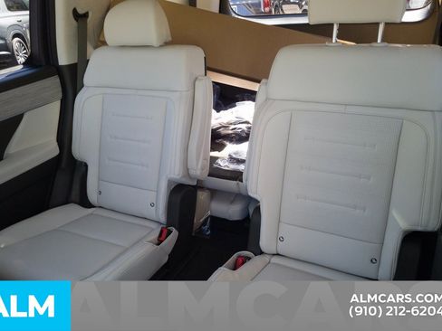 Used 2025 Hyundai Santa Fe Calligraphy image 17