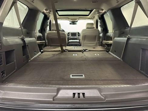 Used 2020 Ford Expedition Max XLT w/ Equipment Group 202A image 43