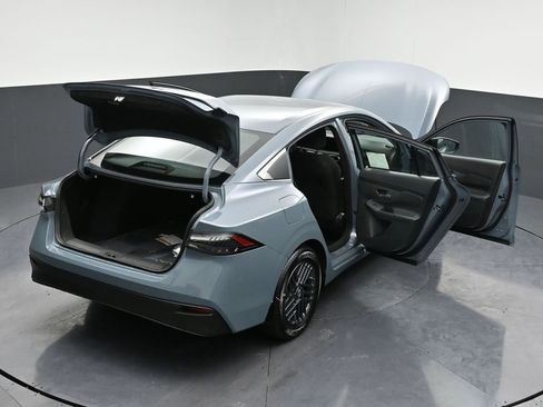 New 2026 Nissan Sentra SV w/ Floor Mat Package image 31