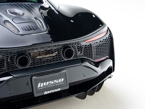 Used 2026 McLaren Artura image 24