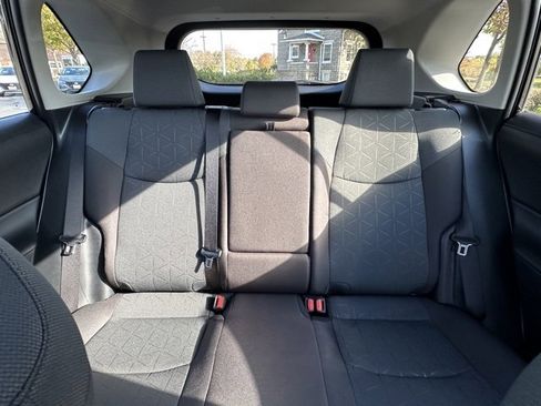 Used 2025 Toyota RAV4 XLE image 28