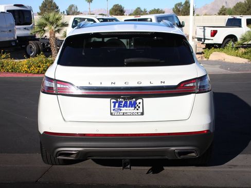 Certified 2022 Lincoln Nautilus Reserve w/ Equipment Group 201A AWD/4WD image 5