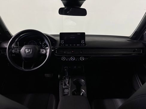 Used 2023 Honda Civic Sport image 14