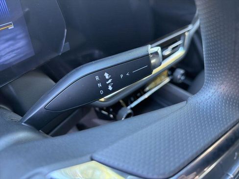 New 2026 Chevrolet Equinox EV LT FWD image 10