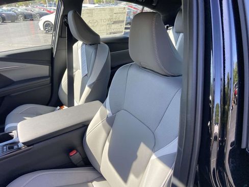 New 2026 Toyota Camry SE w/ Convenience Package image 16