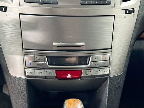 Used 2013 Subaru Outback 2.5i Limited image 13