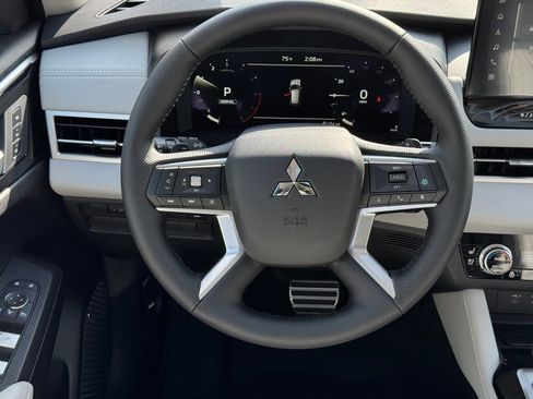 New 2026 Mitsubishi Outlander SEL FWD image 19