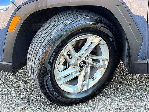 Used 2025 Hyundai Tucson SE FWD image 41