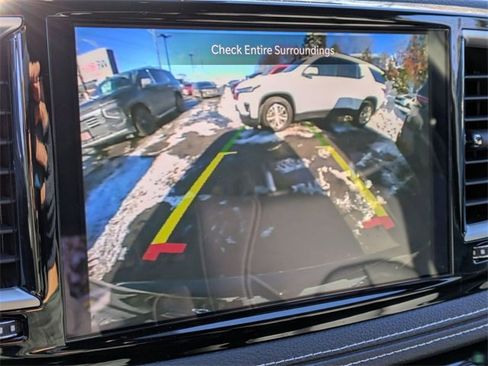 Certified 2026 Chrysler Pacifica Select image 18