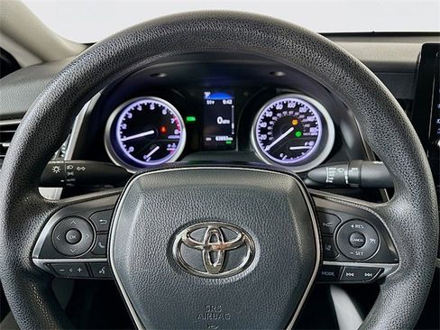 Used 2023 Toyota Camry LE image 12