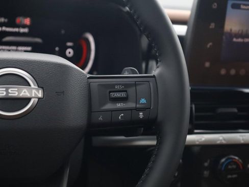 New 2026 Nissan Pathfinder Platinum image 8