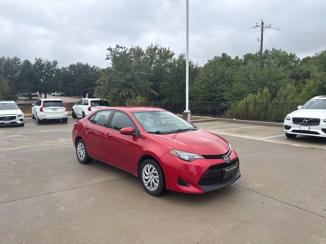 Used 2017 Toyota Corolla LE FWD image 6