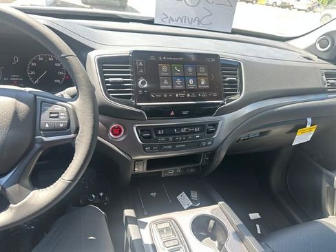 New 2026 Honda Ridgeline RTL image 17