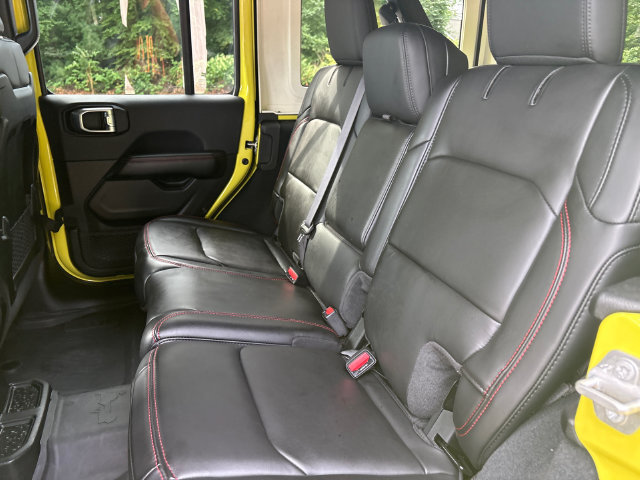 Used 2024 Jeep Wrangler Unlimited Rubicon AWD/4WD image 18