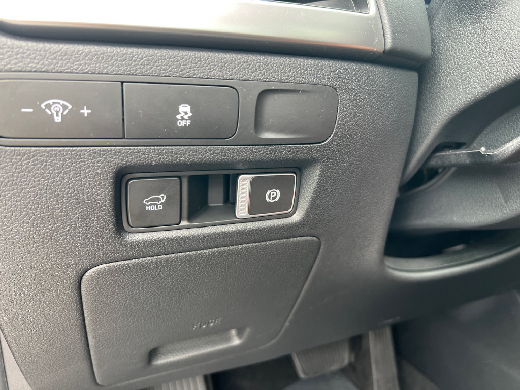 Used 2023 Hyundai Palisade Limited w/ Winter Package FWD image 35