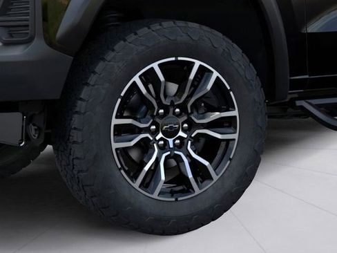 New 2026 Chevrolet Colorado Trail Boss w/ Off-Road Front Bumper Package image 7