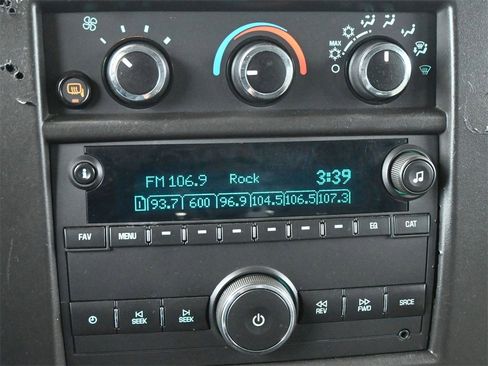 Used 2020 Chevrolet Express 2500 w/ Driver Convenience Package image 8