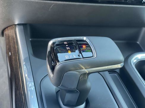 New 2026 GMC Sierra 1500 Elevation w/ Preferred Package image 18