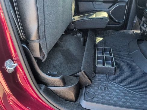 Used 2022 RAM 1500 Laramie AWD/4WD image 51