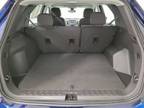 Used 2023 Chevrolet Equinox LS image 18