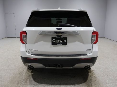 Used 2021 Ford Explorer Limited image 3