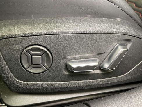 Used 2025 Audi RS 6 performance image 17