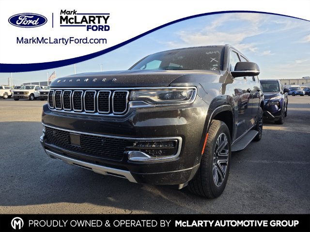 Used 2024 Jeep Wagoneer Series II w/ Flexible Seating Group RWD image 1