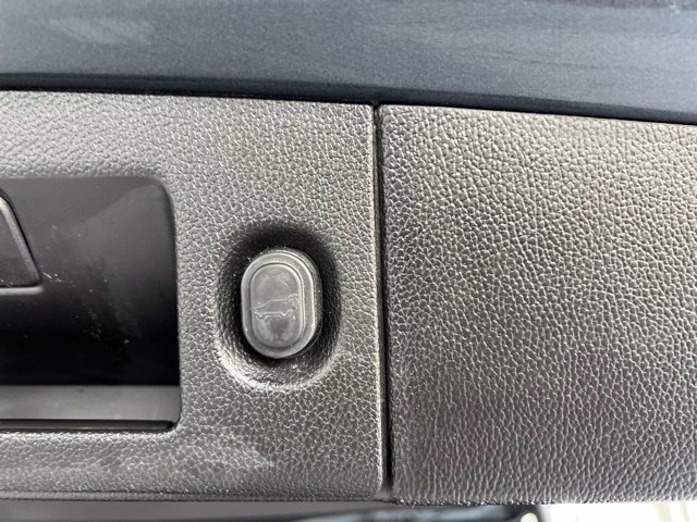 Used 2020 Chevrolet Suburban LT AWD/4WD image 33