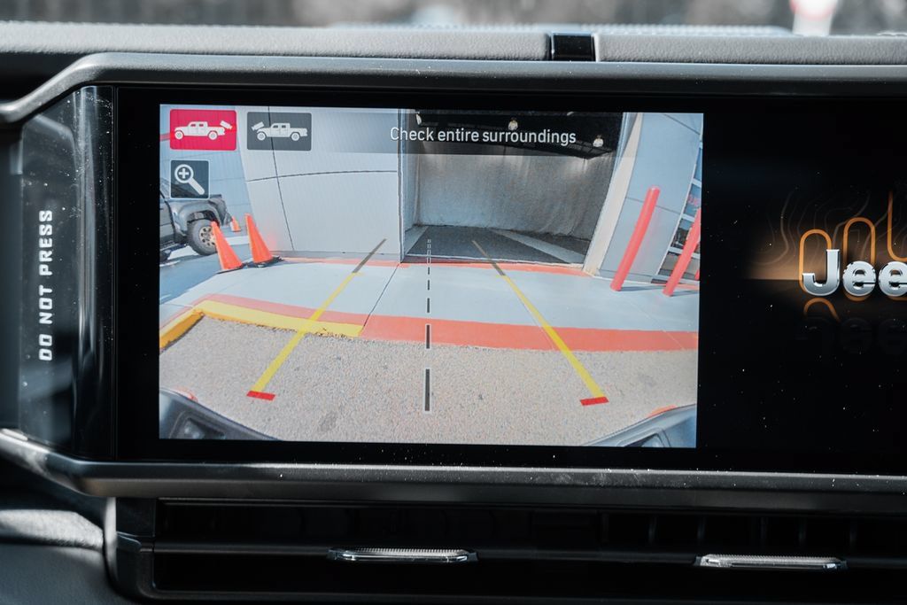 New 2027 Jeep Gladiator Mojave AWD/4WD image 39
