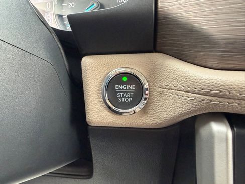 Used 2024 Ford Expedition Max Limited image 27