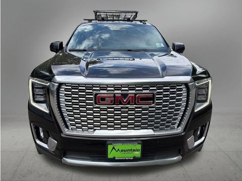 Used 2024 GMC Yukon XL Denali AWD/4WD image 8