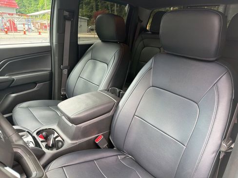 Certified 2024 Chevrolet Colorado Trail Boss AWD/4WD image 9