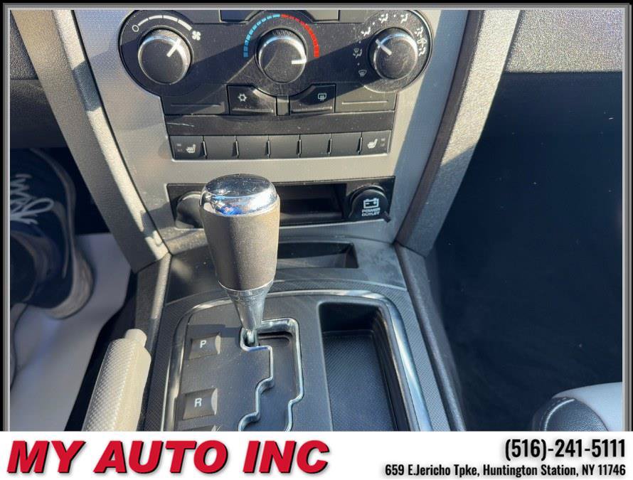 Used 2008 Jeep Grand Cherokee Laredo AWD/4WD image 18
