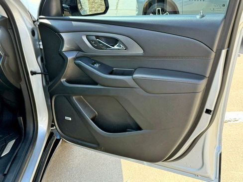 Certified 2019 Chevrolet Traverse Premier w/ Redline Edition FWD image 21